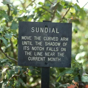 Sundial sign