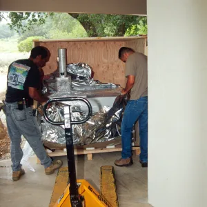 delivery of the new scanning electron microscope unit at SBBG