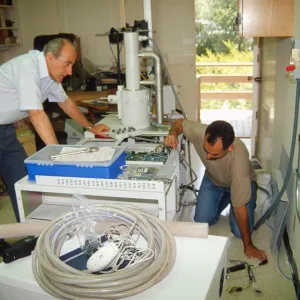 new SEM (scanning electron microscope) unit at SBBG, SEM Laboratory