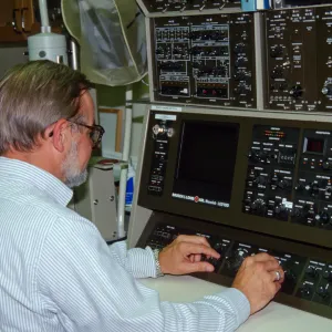 Dieter Wilken, scanning electron microscope panel
