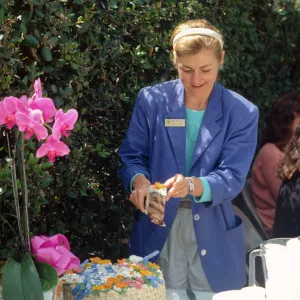SBBG People - Susan Stevenson Farewell, the cake