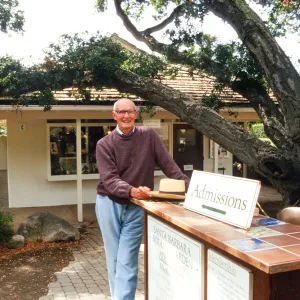Harry Rinder, greeter