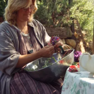 Wreath Making Class, Carol Ostroff