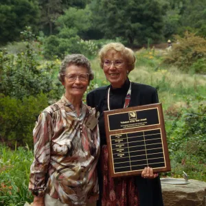 Volunteer Luncheon 1995, Avis Keedy, Volunteer of the Year