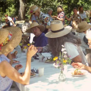 Volunteer Luncheon 1998