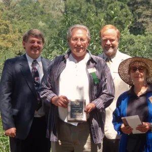 Volunteer of the Year 1997, Jerry Yonke, Iris Flowers