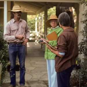 Garden Growers, Stevie Service