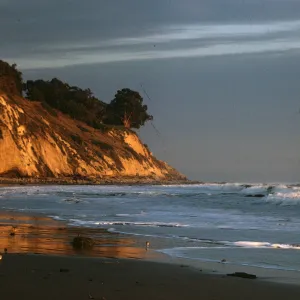 late afternoon sun, Arroyo Burro Beach, Santa Barbara, ocean waves, shore birds