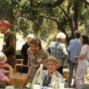 SBBG Members Day Picnic, 1987, under the Meadow Oaks