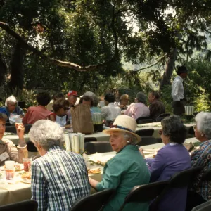 SBBG Members Day Picnic, 1987, under the Meadow Oaks