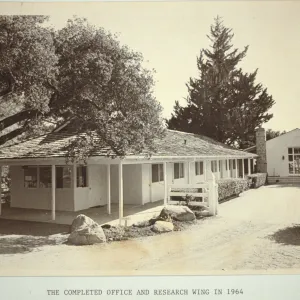 Office and Research Wing