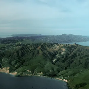 Santa Cruz Island, Smugglers Cove