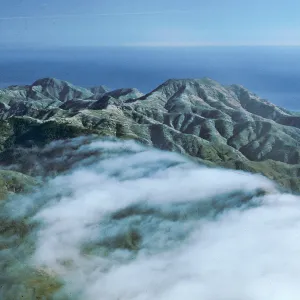 Sierra Blanca ridge w/fog, Santa Cruz Island