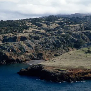 Twin Harbors area, Santa Cruz Island